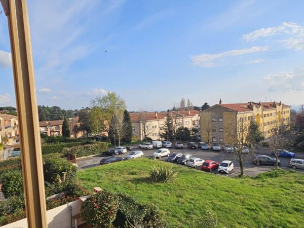 appartamento in vendita a Genzano di Roma