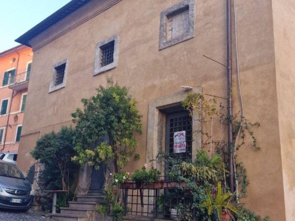 negozio in vendita a Genzano di Roma