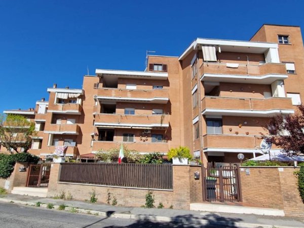 appartamento in vendita a Genzano di Roma