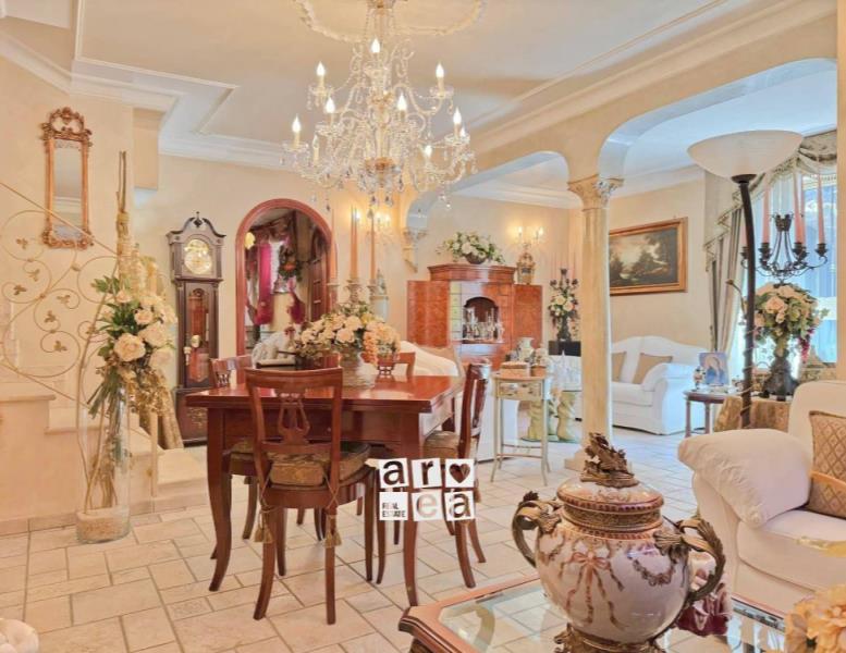 casa indipendente in vendita a Genzano di Roma