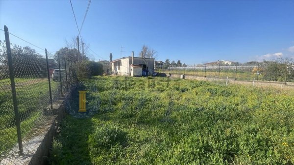 casa indipendente in vendita a Genzano di Roma in zona Landi