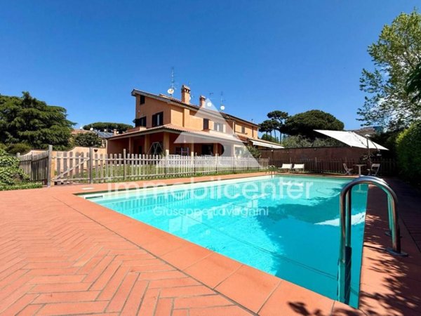 casa indipendente in vendita a Genzano di Roma