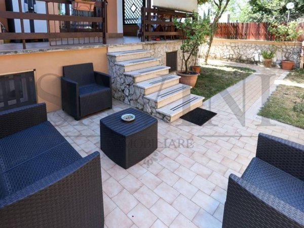 casa indipendente in vendita a Genzano di Roma