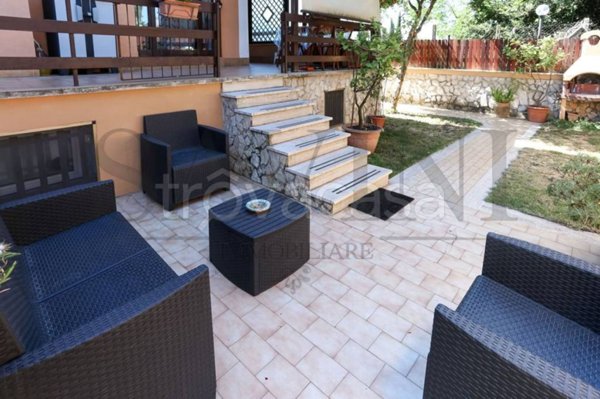 casa indipendente in vendita a Genzano di Roma