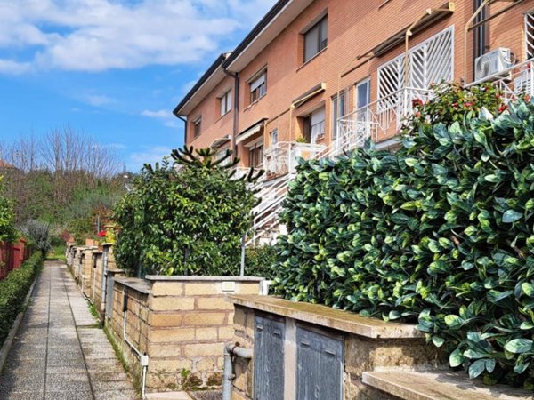 appartamento in vendita a Genzano di Roma