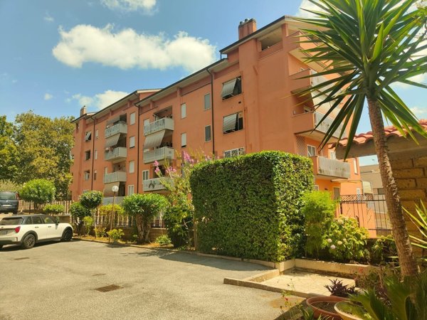 appartamento in vendita a Genzano di Roma