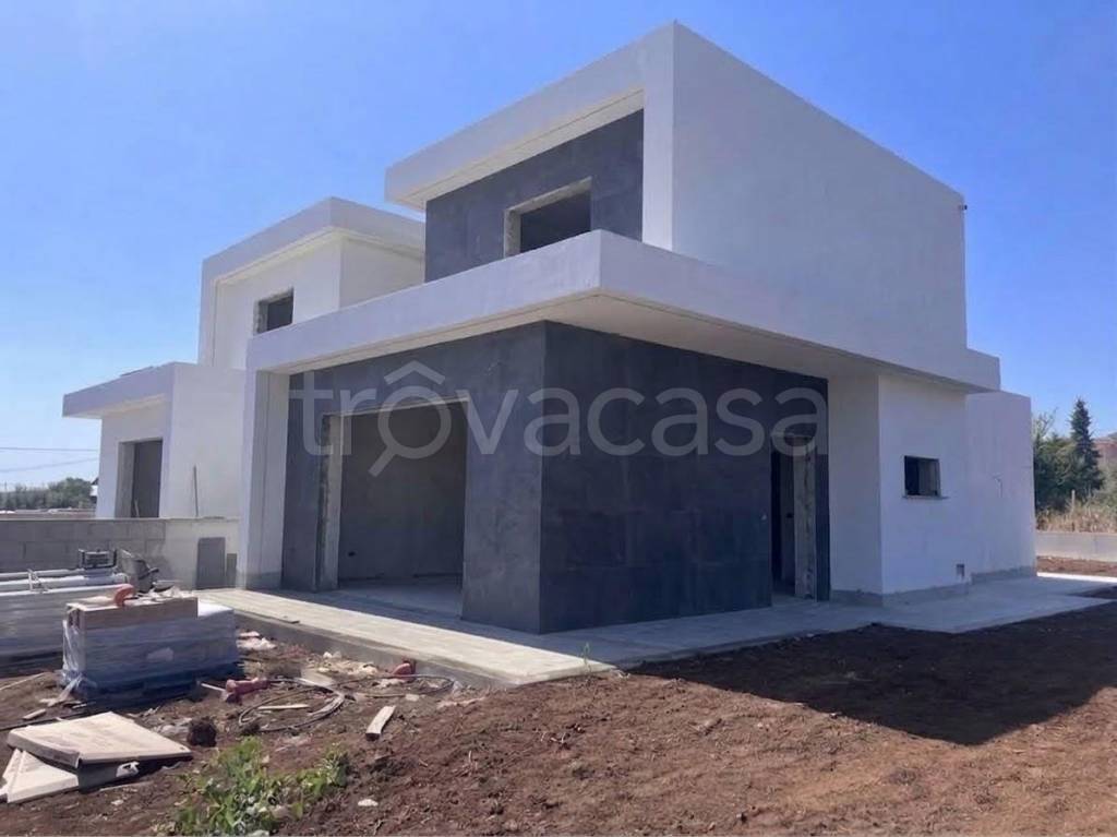 casa indipendente in vendita a Genzano di Roma in zona Colle di Cicerone