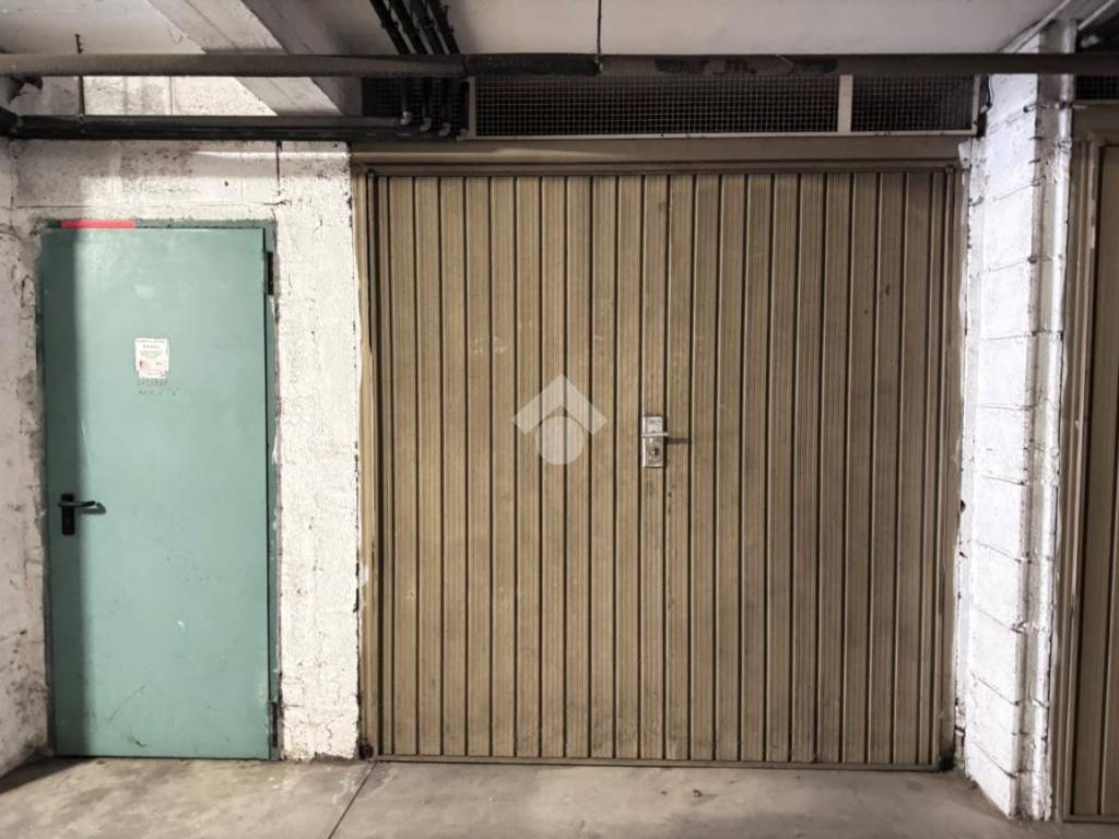 box auto in vendita a Genzano di Roma