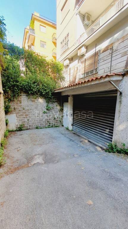 box auto in vendita a Genzano di Roma