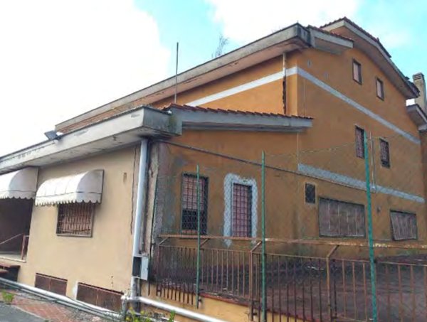 ufficio in vendita a Genzano di Roma