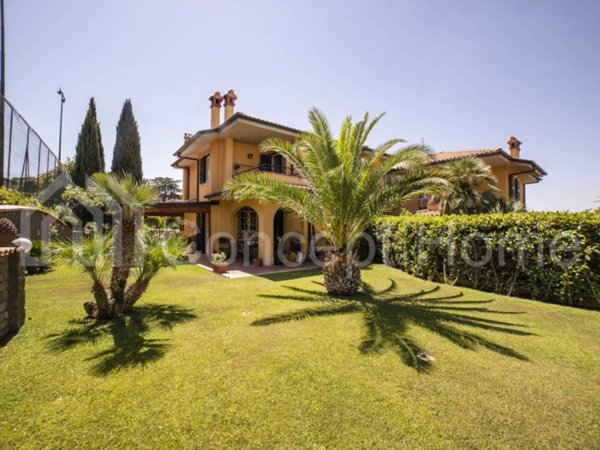 casa indipendente in vendita a Grottaferrata