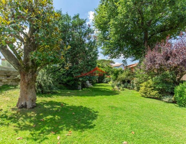 casa indipendente in vendita a Grottaferrata