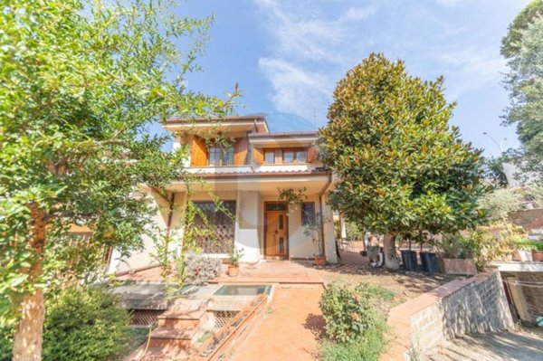 casa indipendente in vendita a Grottaferrata