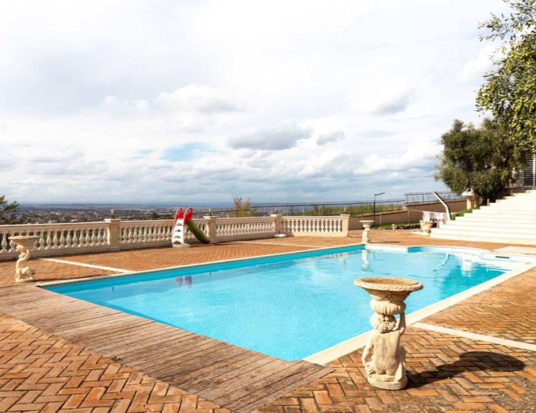 casa indipendente in vendita a Grottaferrata