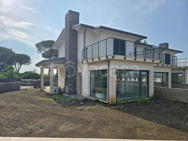 casa indipendente in vendita a Grottaferrata