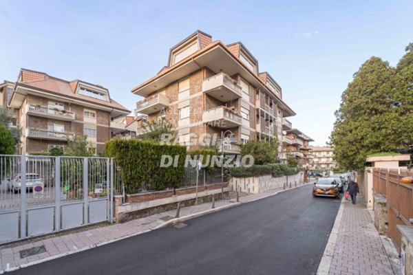 appartamento in vendita a Grottaferrata