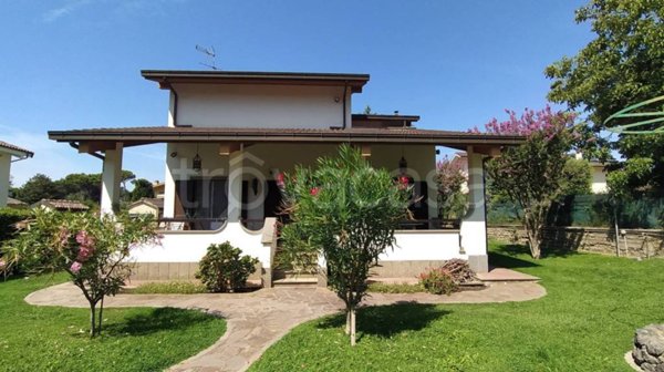 casa indipendente in vendita a Grottaferrata