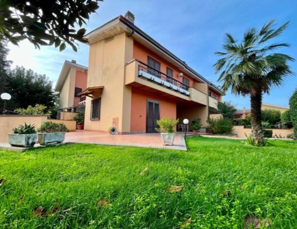 casa indipendente in vendita a Grottaferrata