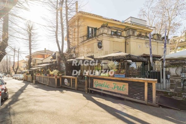 negozio in vendita a Grottaferrata