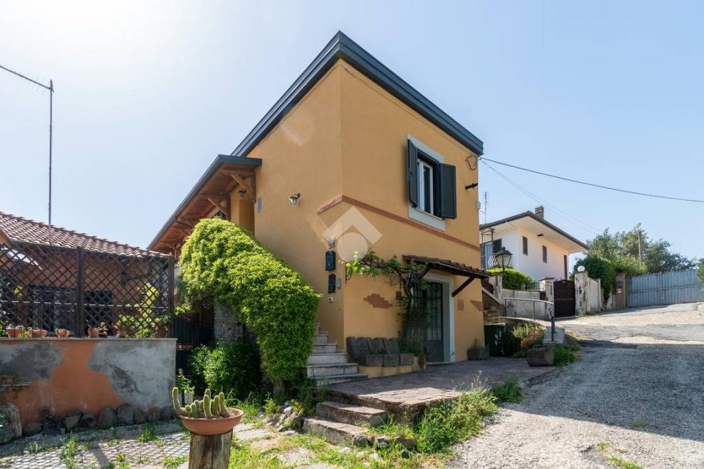 appartamento in vendita a Grottaferrata