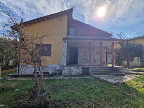 casa indipendente in vendita a Grottaferrata
