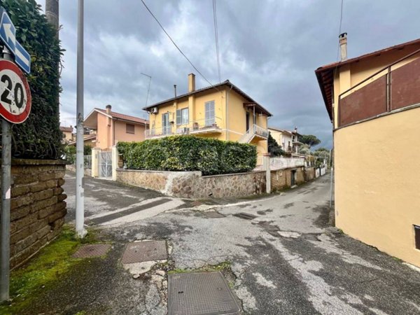 appartamento in vendita a Grottaferrata
