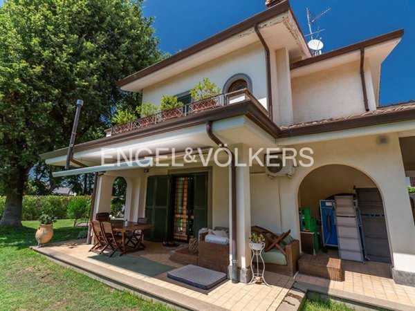 casa indipendente in vendita a Grottaferrata
