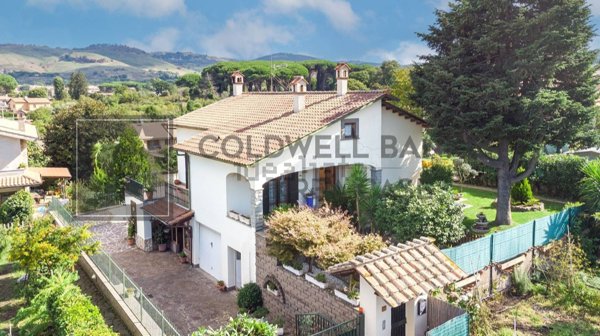 casa indipendente in vendita a Grottaferrata