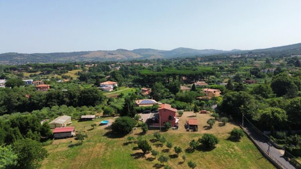 casa indipendente in vendita a Grottaferrata