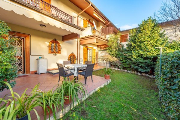 casa indipendente in vendita a Grottaferrata