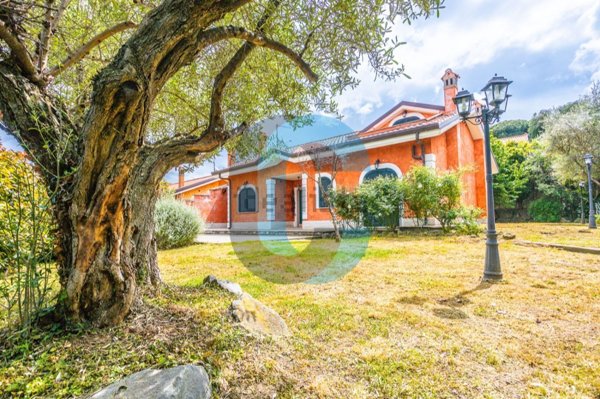 casa indipendente in vendita a Grottaferrata