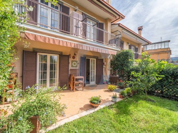 casa indipendente in vendita a Grottaferrata