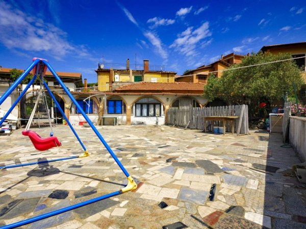 casa indipendente in vendita a Grottaferrata