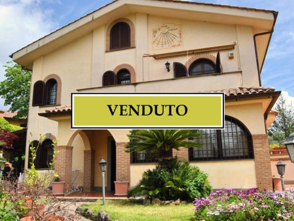 casa indipendente in vendita a Grottaferrata