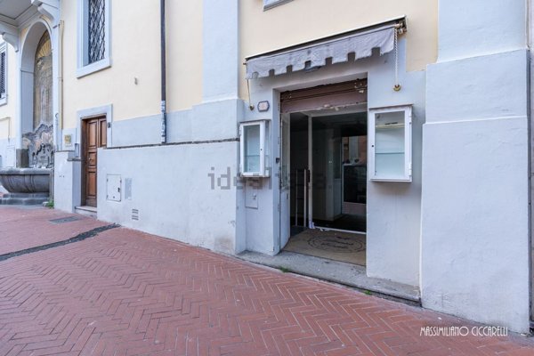 locale commerciale in vendita a Grottaferrata