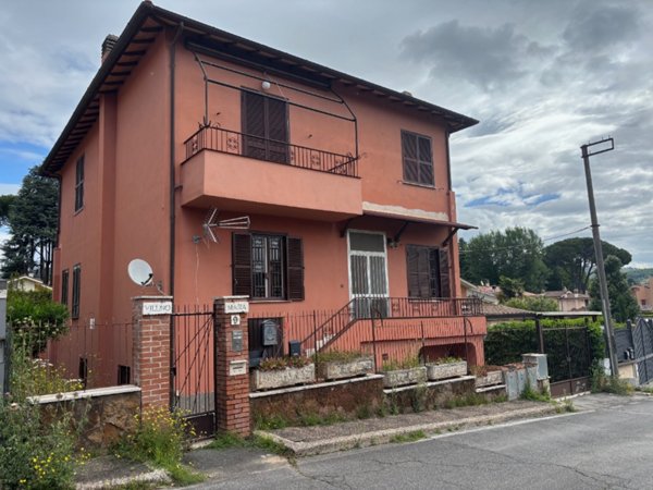 appartamento in vendita a Grottaferrata in zona Molara