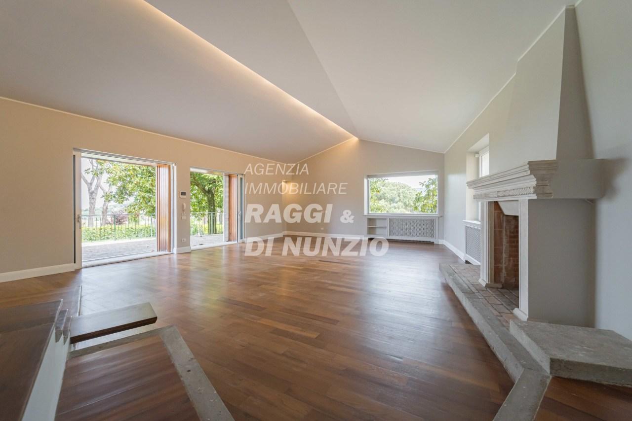 casa indipendente in vendita a Grottaferrata