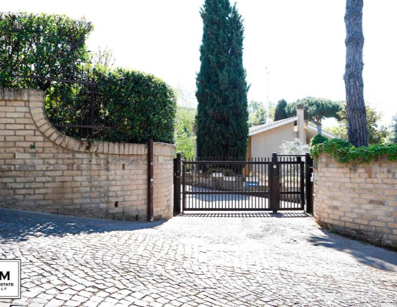 casa indipendente in vendita a Grottaferrata