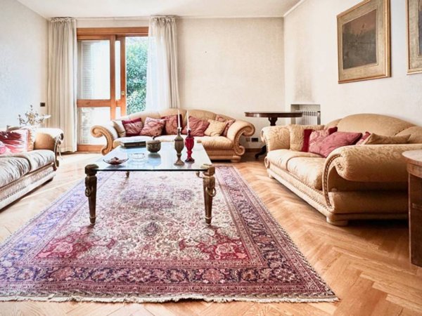 casa indipendente in vendita a Grottaferrata