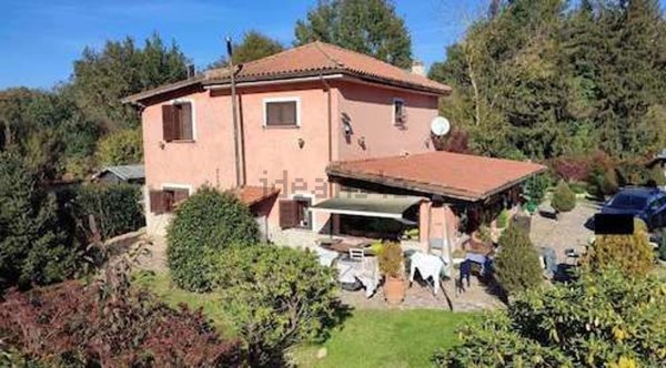casa indipendente in vendita a Grottaferrata