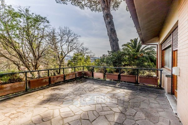 casa indipendente in vendita a Grottaferrata