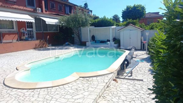 casa indipendente in vendita a Grottaferrata