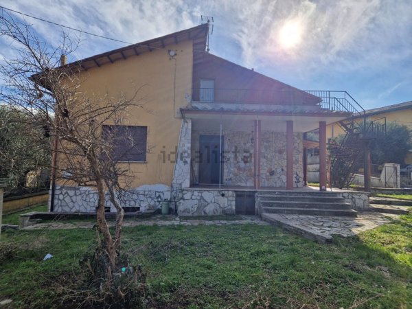 casa indipendente in vendita a Grottaferrata