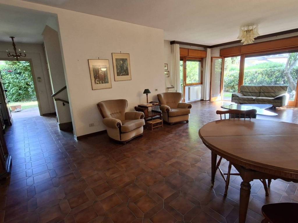 casa indipendente in vendita a Grottaferrata