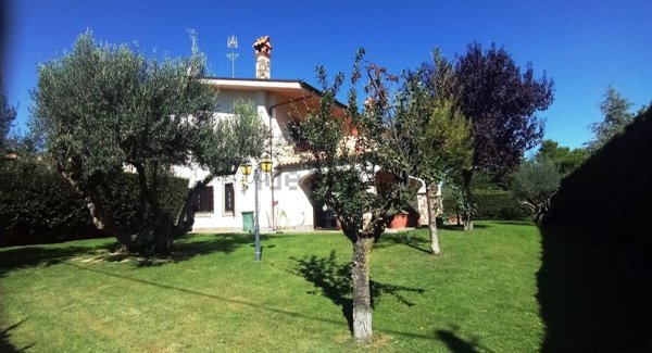 casa indipendente in vendita a Grottaferrata