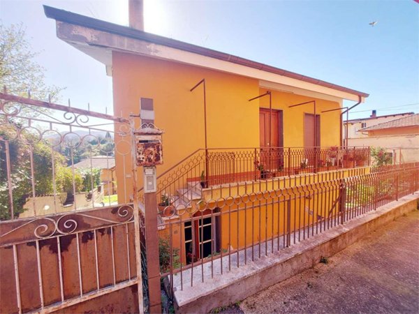 quadrivano in vendita a Grottaferrata