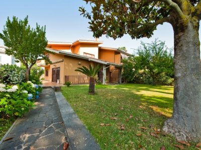 casa indipendente in vendita a Grottaferrata