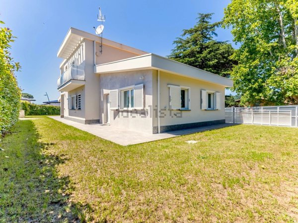casa indipendente in vendita a Grottaferrata