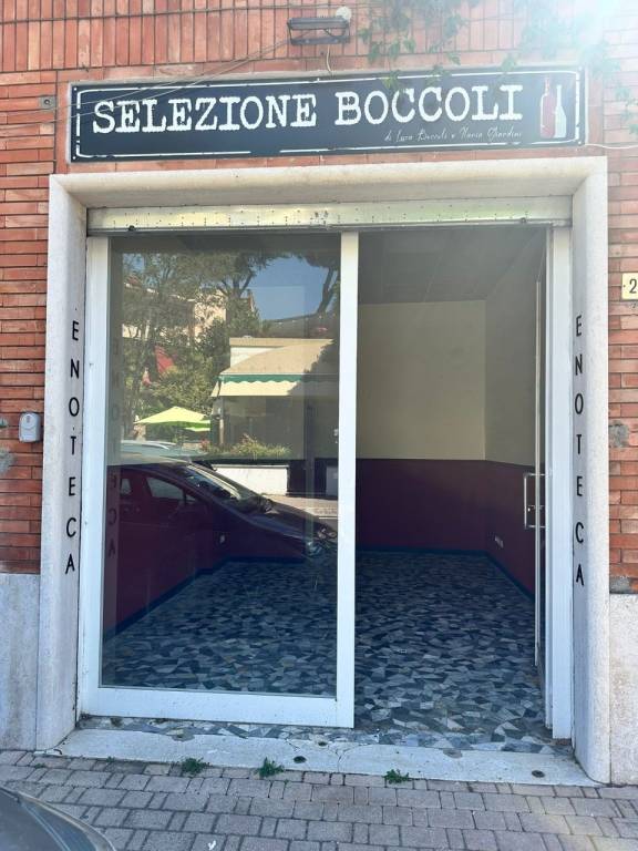 negozio in vendita a Grottaferrata