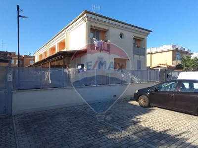 casa indipendente in vendita a Grottaferrata
